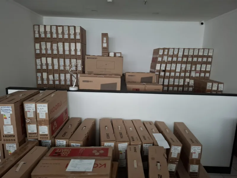 Dokumentasi aset IT kantor bekas 20